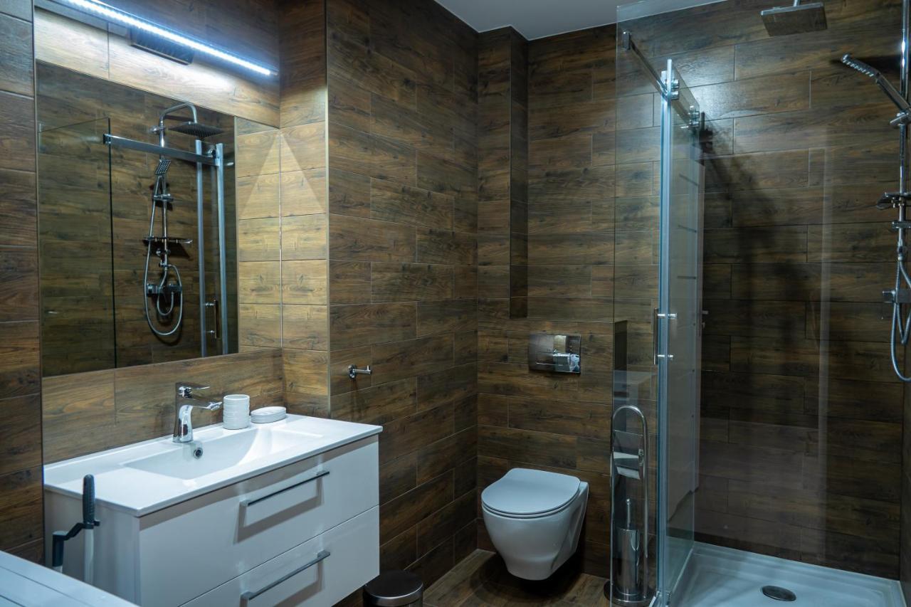 Nowy Apartament Z Duzym Tarasem I Parkingiem Swinoujscie Exterior photo