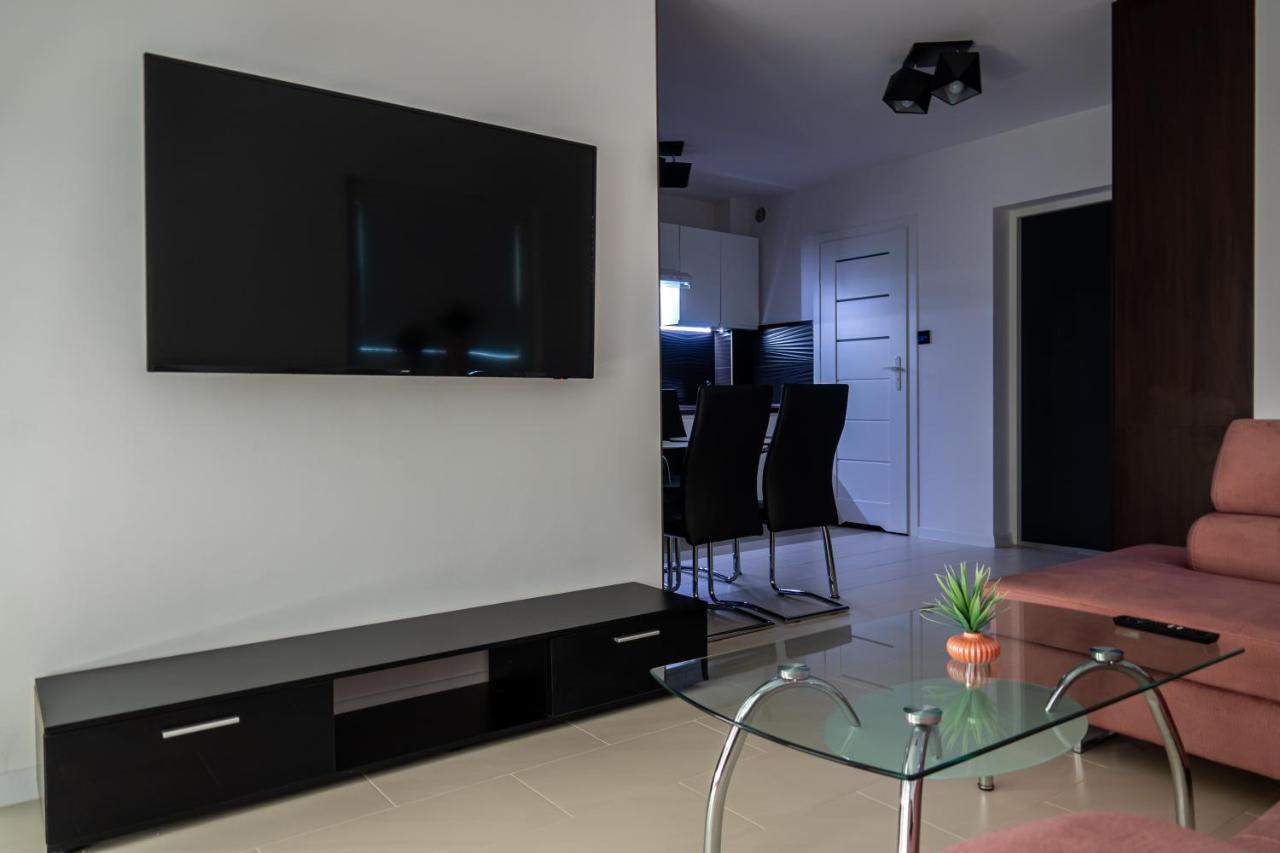 Nowy Apartament Z Duzym Tarasem I Parkingiem Swinoujscie Exterior photo