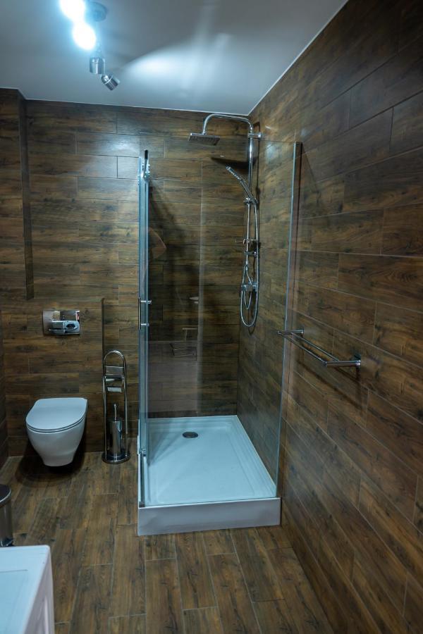 Nowy Apartament Z Duzym Tarasem I Parkingiem Swinoujscie Exterior photo